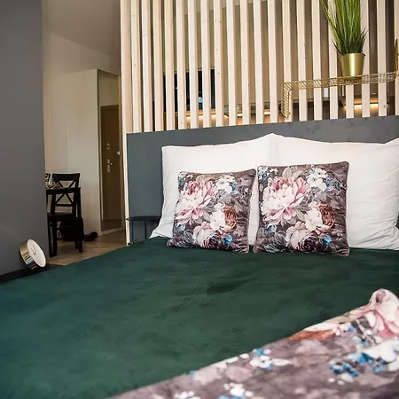 Easy Rent - Business Center 39, 24h Check-in *