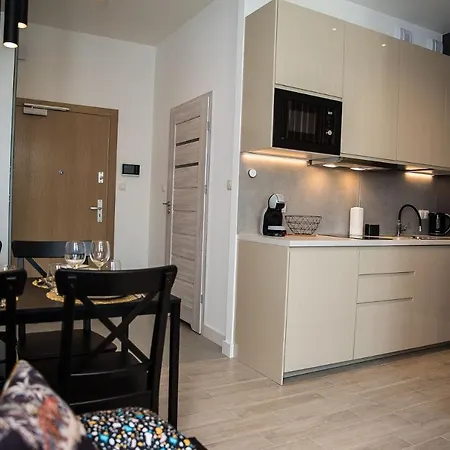 Apartment Easy Rent - Business Center 39, 24h Check-in *
