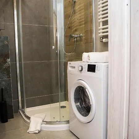 Easy Rent - Business Center 39, 24h Check-in *