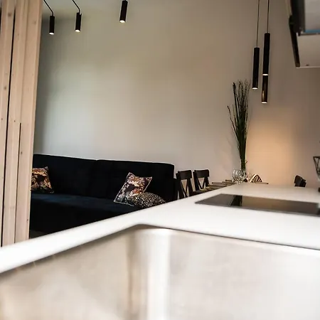 Easy Rent - Business Center 39, 24h Check-in לובלין